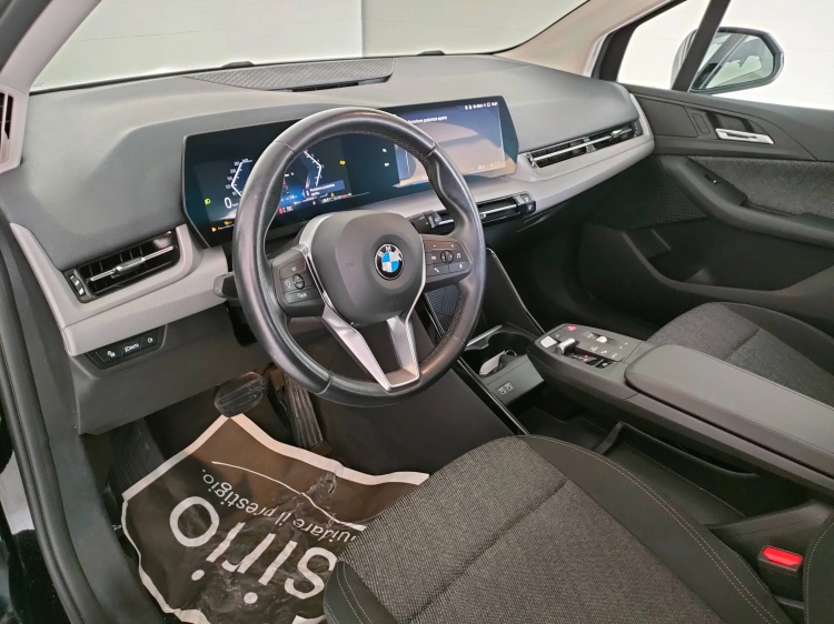 13 - BMW Serie 2 218d Active Tourer auto