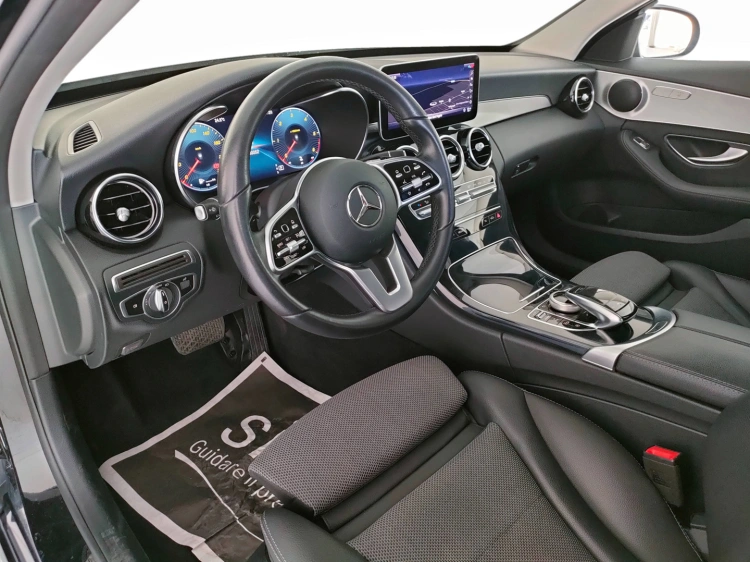 14 - Mercedes-Benz Classe C 220 d Premium auto