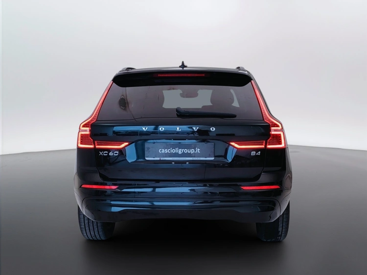 6 - Volvo XC60 XC60 2.0 b4 Core awd auto