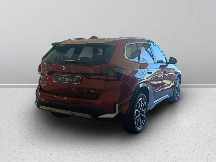 4 - BMW X1 BMW X1 sDrive18d