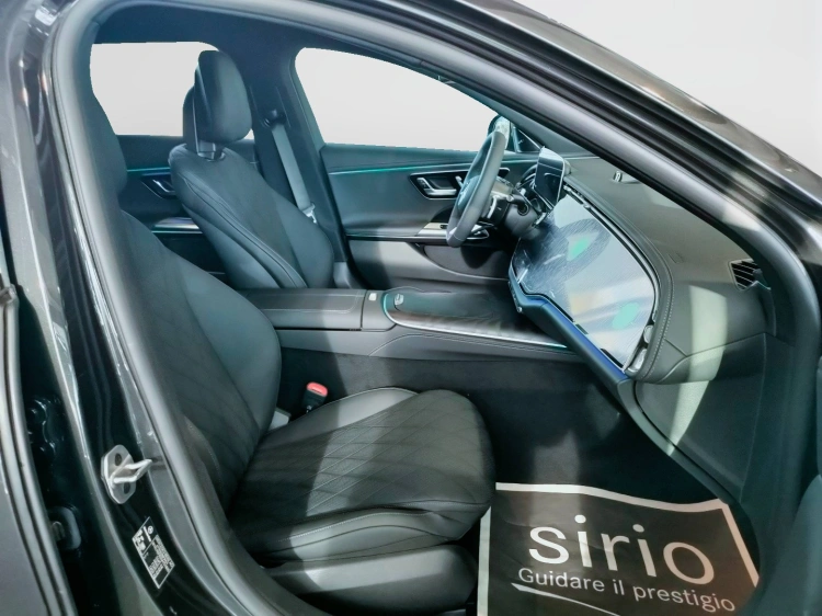 10 - Mercedes-Benz Classe E 220 d 4MATIC Station Wagon