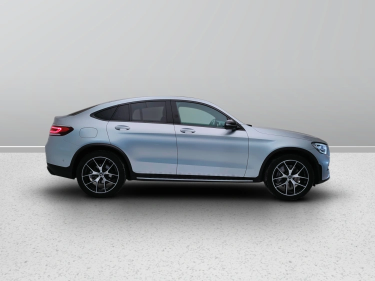 7 - Mercedes-Benz GLC Coupe 300 de phev (eq-power) Night Edition 4matic auto