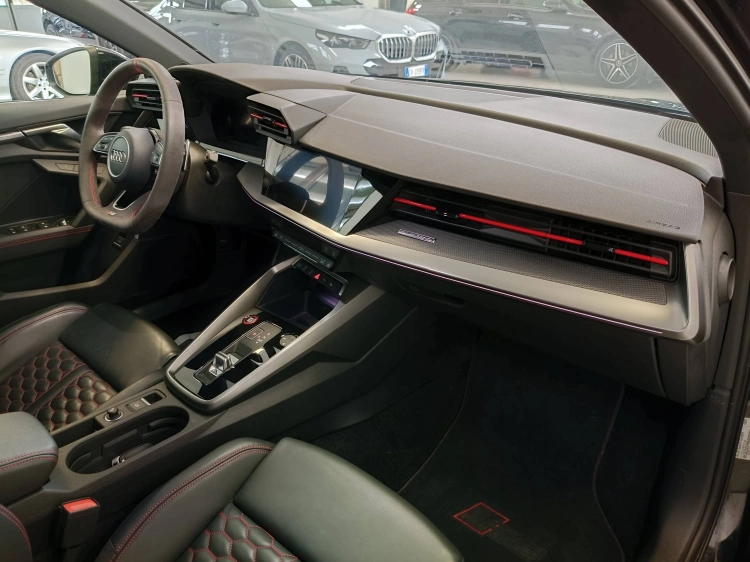 10 - Audi RS3 RS3 Sportback 2.5 tfsi quattro s-tronic