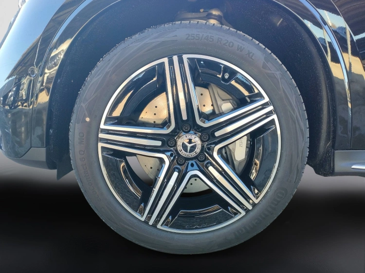 7 - Mercedes-Benz GLC 220 d 4MATIC Coupe