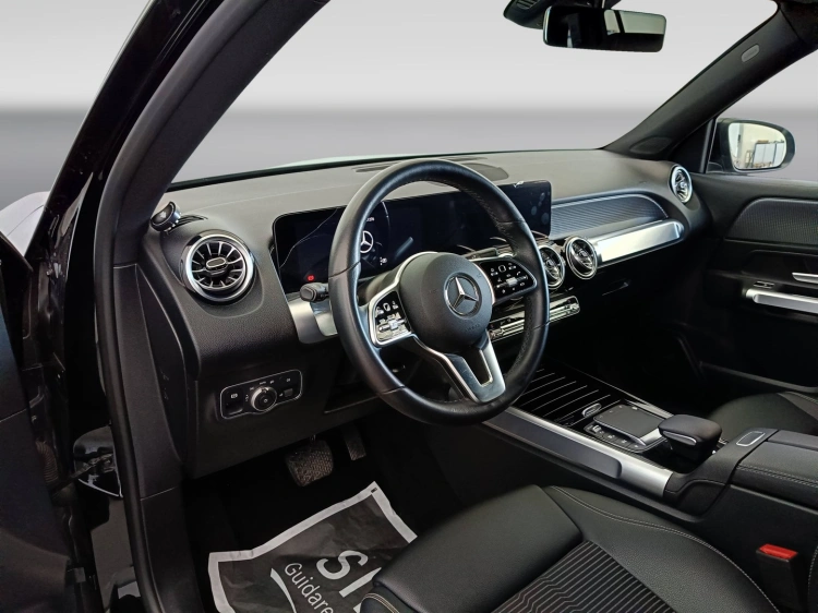 7 - Mercedes-Benz GLB 200 d Sport Plus auto