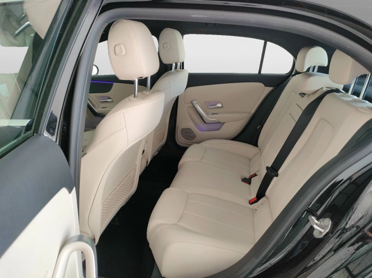 11 - Mercedes-Benz Classe A 180 d Progressive Advanced Plus auto