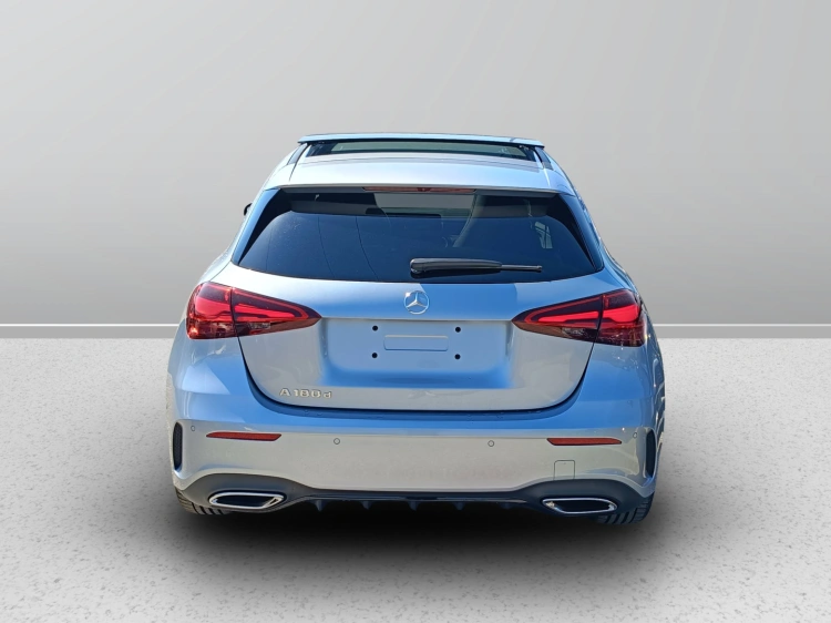4 - Mercedes-Benz Classe A 180 d Automatic