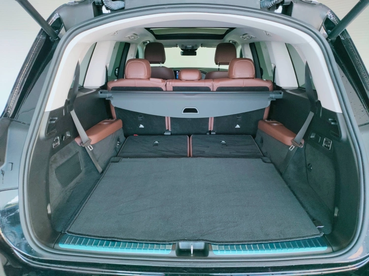 5 - Mercedes-Benz GLS 450 d AMG Line Premium Plus 4matic auto