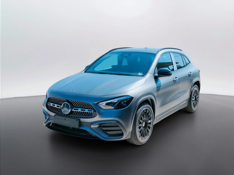 1 - Mercedes-Benz GLA 200 d automatic