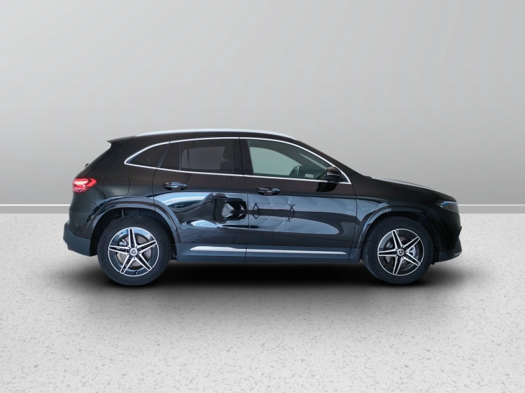 7 - Mercedes-Benz EQA 250+ AMG Line Advanced Digital Edition