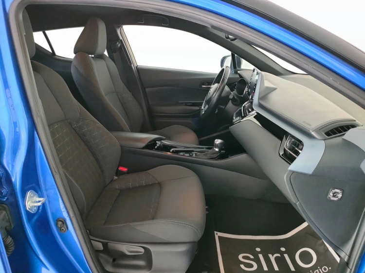 9 - Toyota C-HR C-HR 2.0h Trend e-cvt