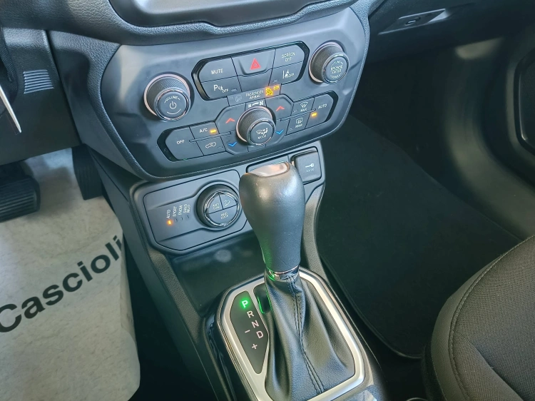 14 - Jeep Renegade 2019 Renegade 1.3 t4 phev Limited 4xe at6