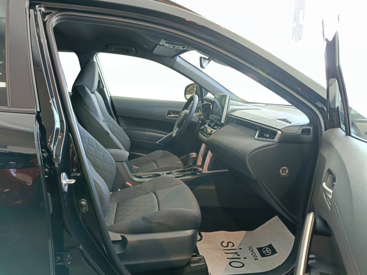 8 - Toyota C-SUV COROLLA CROSS 1.8 FWD TRD MY24