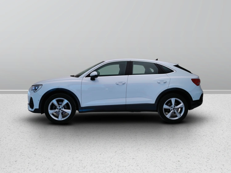 3 - Audi Q3 Q3 Sportback 35 1.5 tfsi