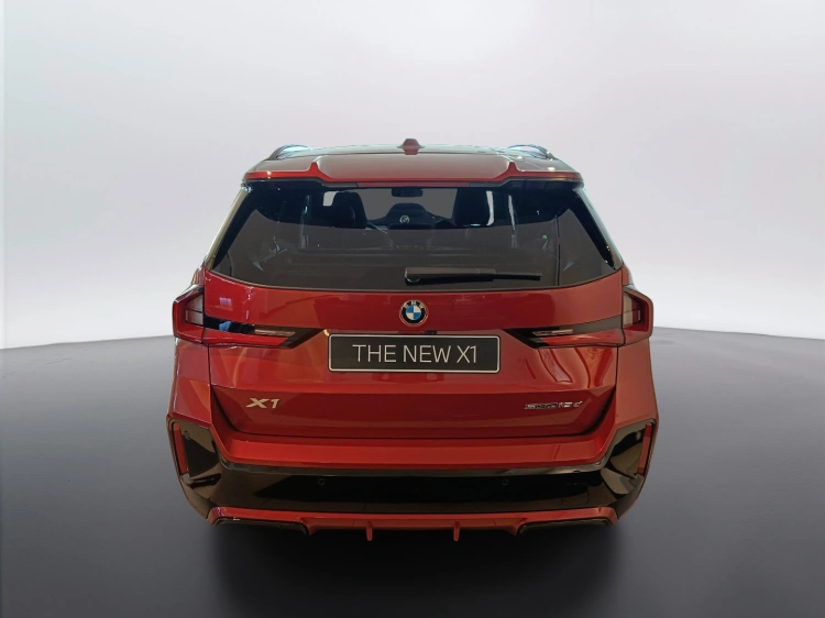 5 - BMW X1 BMW X1 sDrive18d