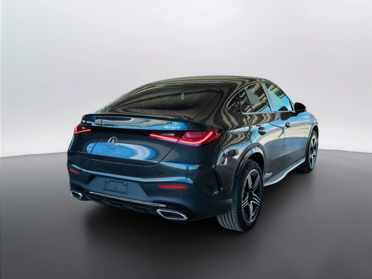 4 - Mercedes-Benz GLC 300 de 4Matic Plug-in Hybrid Coupe
