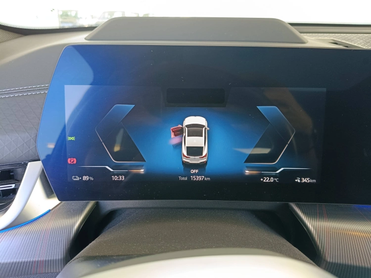 12 - BMW iX2 BMW iX2 xDrive30