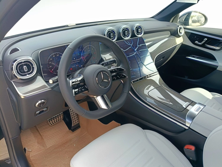 6 - Mercedes-Benz GLC GLC 220 d 4MATIC Coupe