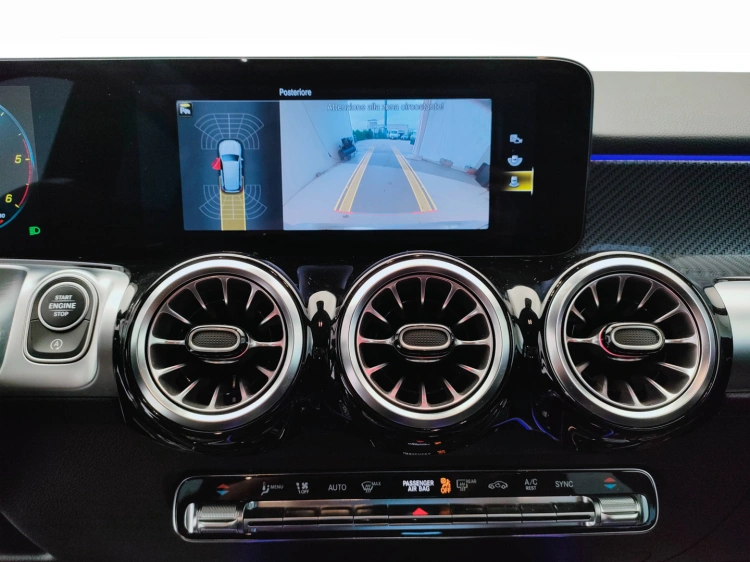 12 - Mercedes-Benz GLB 200 d Premium Easy Tech auto