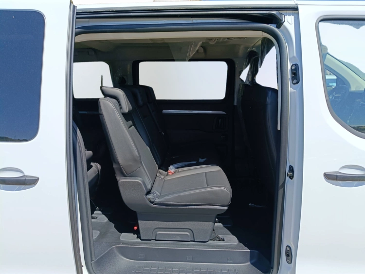 11 - Toyota Professional PROACE VERSO PROACE VERSOL2 2.0D144M LOU25