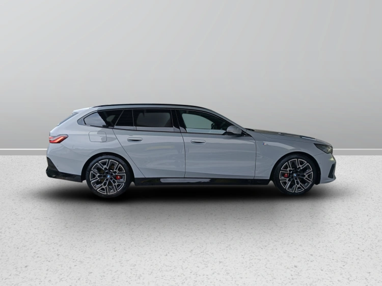 3 - BMW Serie 5 520d Touring 48V xdrive MSport auto