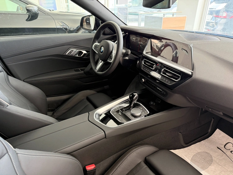 13 - BMW Z4 BMW Z4 sDrive20i