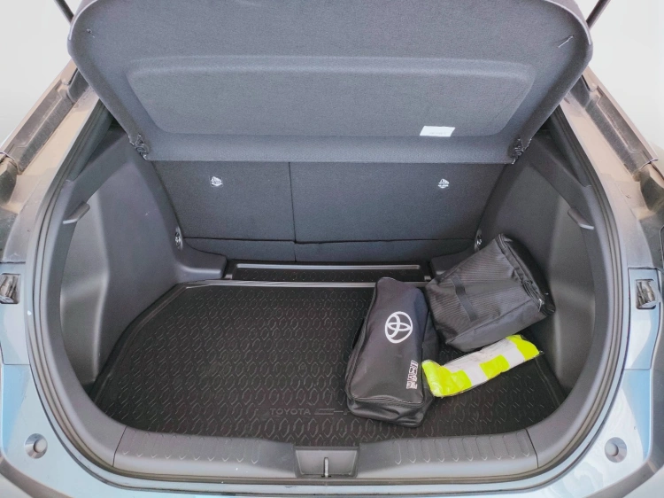 9 - Toyota C-HR C-HR 1.8 hv Trend fwd e-cvt