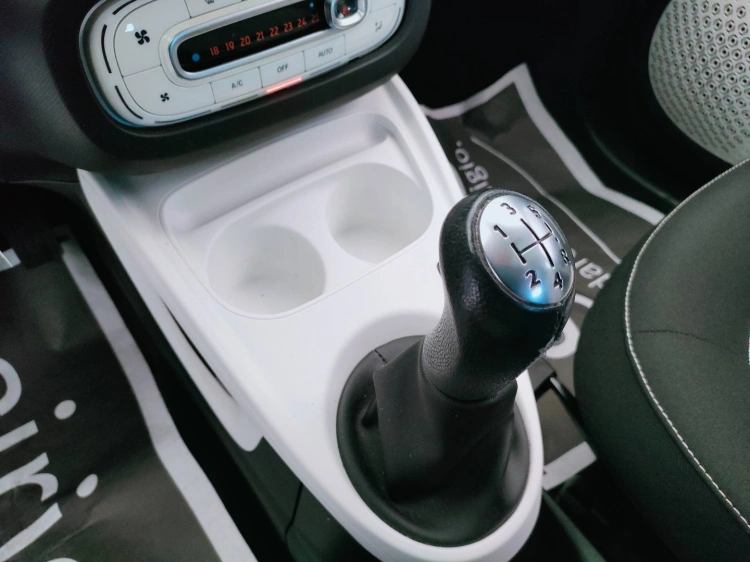 13 - smart forfour Forfour 1.0 Passion 71cv