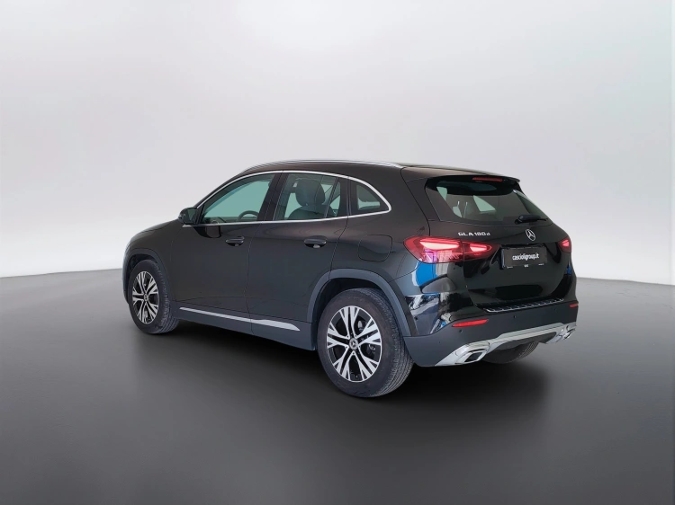 7 - Mercedes-Benz GLA 180 d Progressive Advanced auto