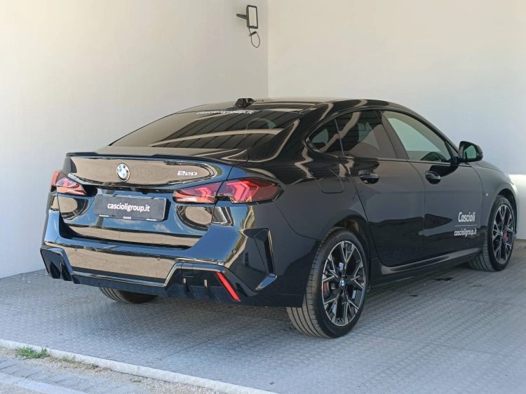 5 - BMW Serie 2 220 Gran Coupe 48V MSport Pro auto