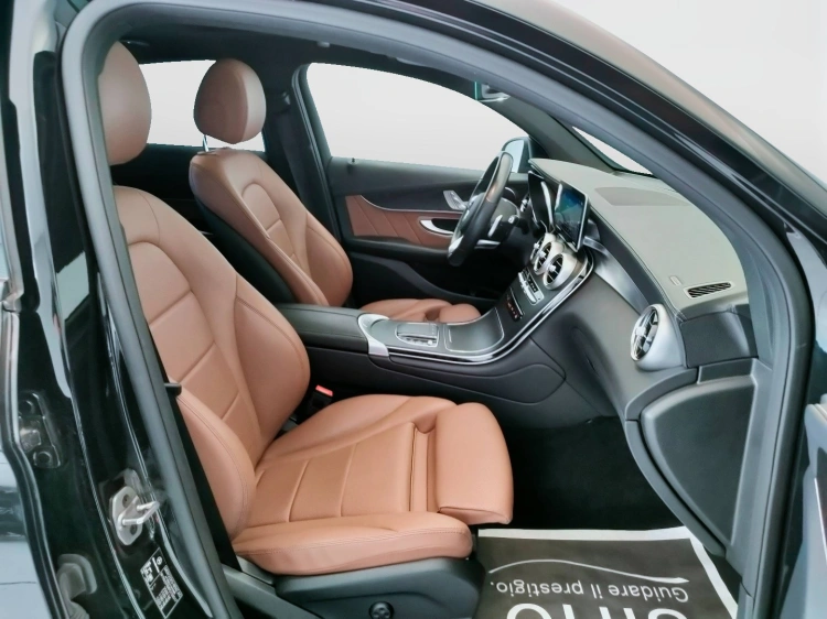 13 - Mercedes-Benz GLC Coupe 220 d Night edition Plus 4matic auto
