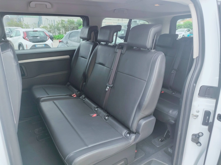 13 - Toyota Professional Proace Verso 2024 Proace Verso 2.0d 144cv S&S L2 Lounge D 9p.ti