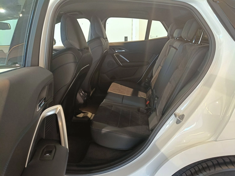 9 - BMW X2 BMW X2 sDrive18d