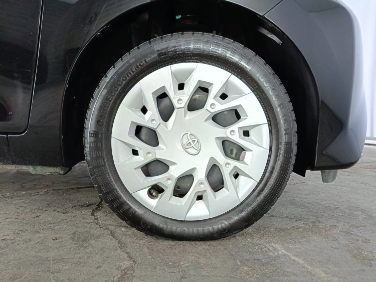 15 - Toyota AYGO TOYOTA Aygo Connect 1.0 VVT-i 72 CV 5 porte x-play MMT