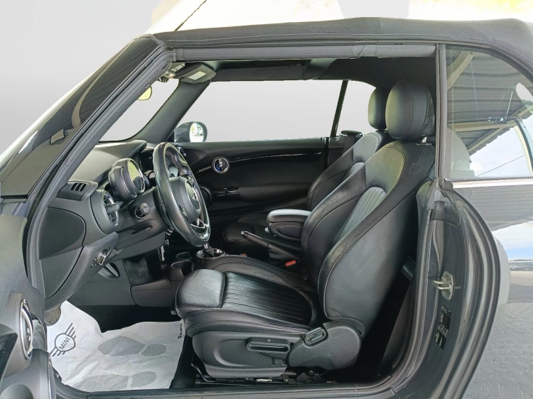 8 - MINI Cooper Mini Cabrio 2.0 Cooper S auto