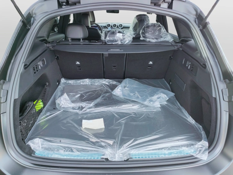 5 - Mercedes-Benz GLC 300 d 4MATIC
