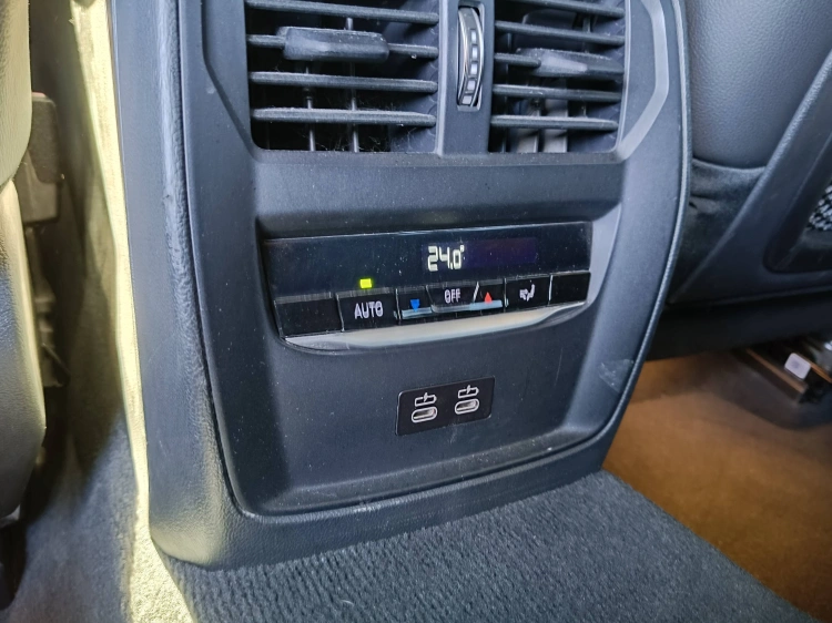 14 - BMW Serie 3 320d Touring mhev 48V xdrive Msport auto