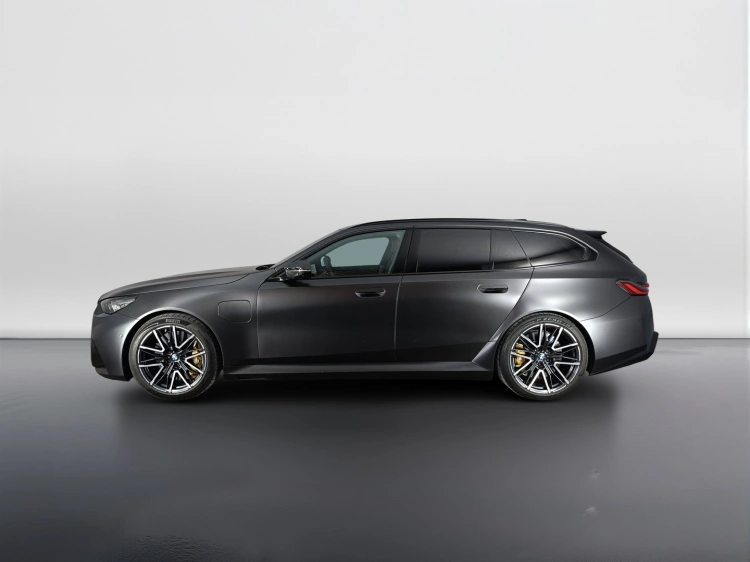 6 - BMW M M5 M5 Touring 4.4 727cv auto