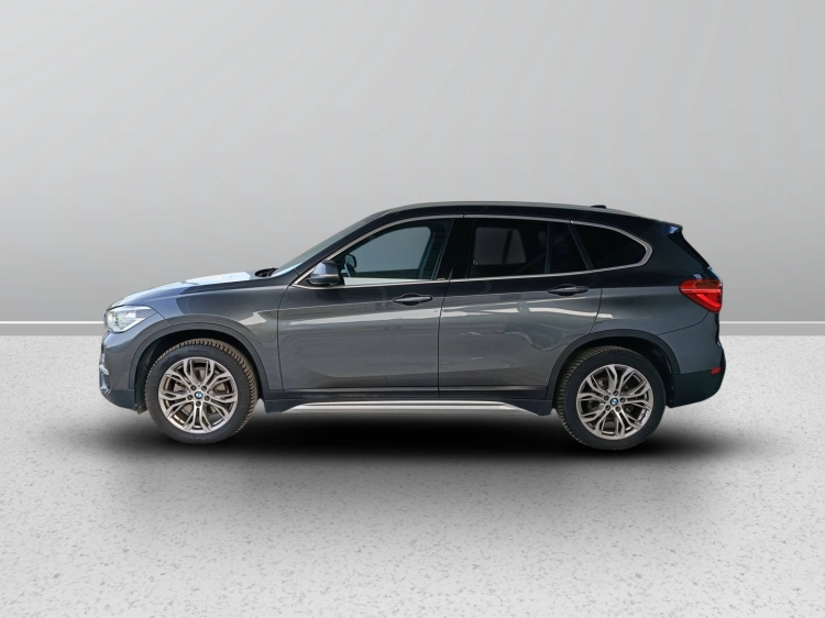 6 - BMW X1 X1 sdrive18d xLine auto my18