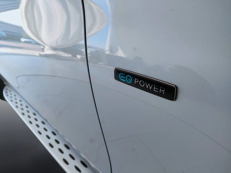 10 - Mercedes-Benz GLC Coupe 300 de phev (eq-power) Premium 4matic auto