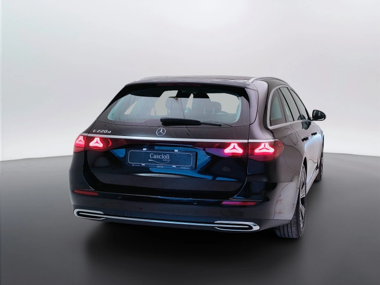 6 - Mercedes-Benz Classe E SW 220 d Advanced auto