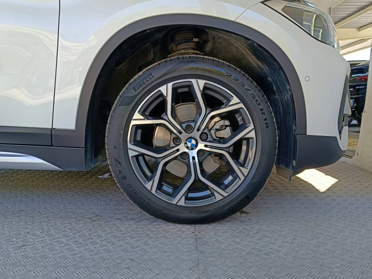 14 - BMW X1 BMW X1  sdrive18i xline plus 136cv auto