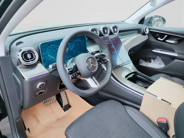 10 - Mercedes-Benz GLC 300 de 4Matic Plug-in Hybrid Coupe