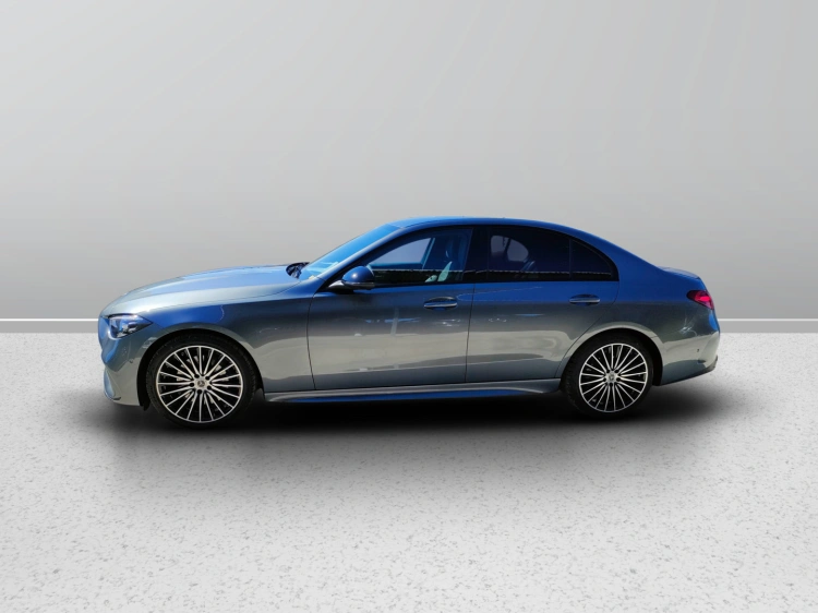 3 - Mercedes-Benz Classe C 220 d 4MATIC