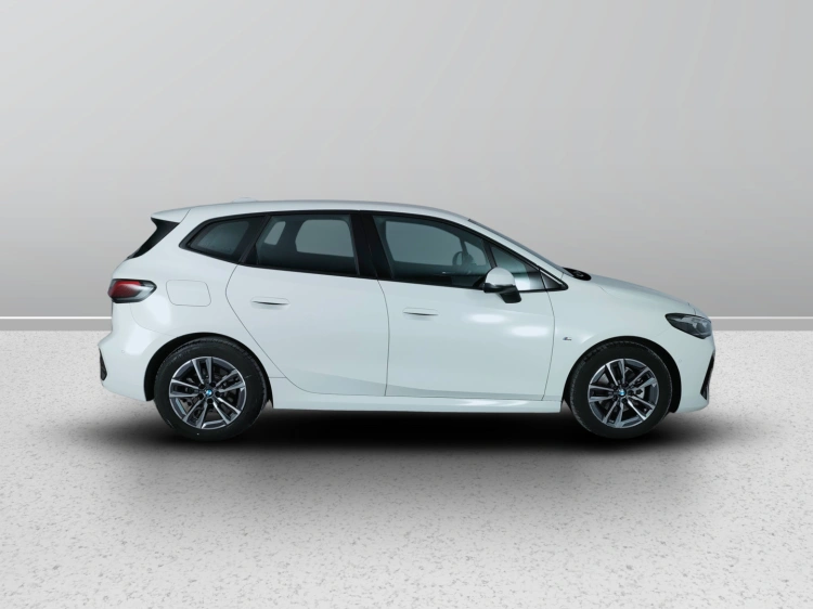 12 - BMW Serie 2 218d Active Tourer Msport auto