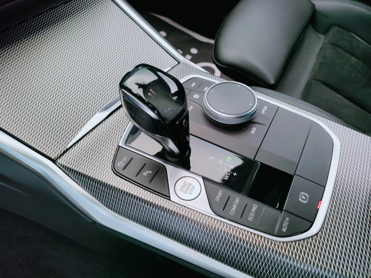 12 - BMW Serie 3 320d Touring mhev 48V Msport auto
