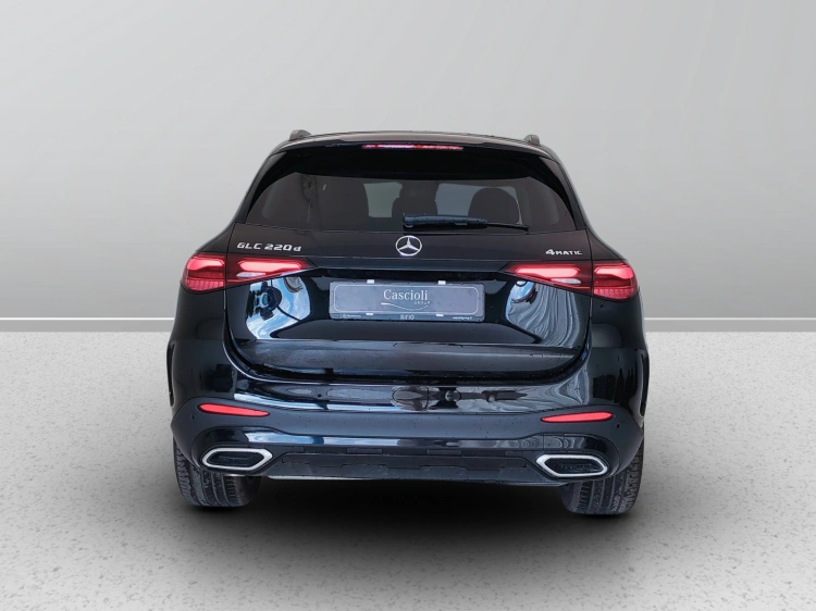 4 - Mercedes-Benz GLC 220 d 4MATIC