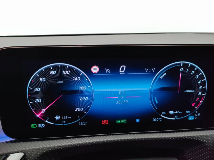 16 - Mercedes-Benz Classe A 250 e phev AMG Line Premium auto