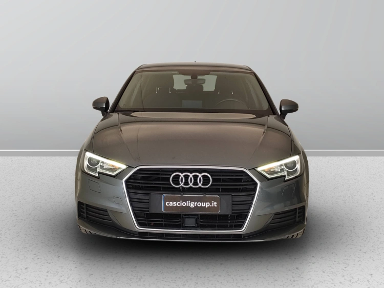 2 - Audi A3 A3 Sportback 30 1.6 tdi Business 116cv