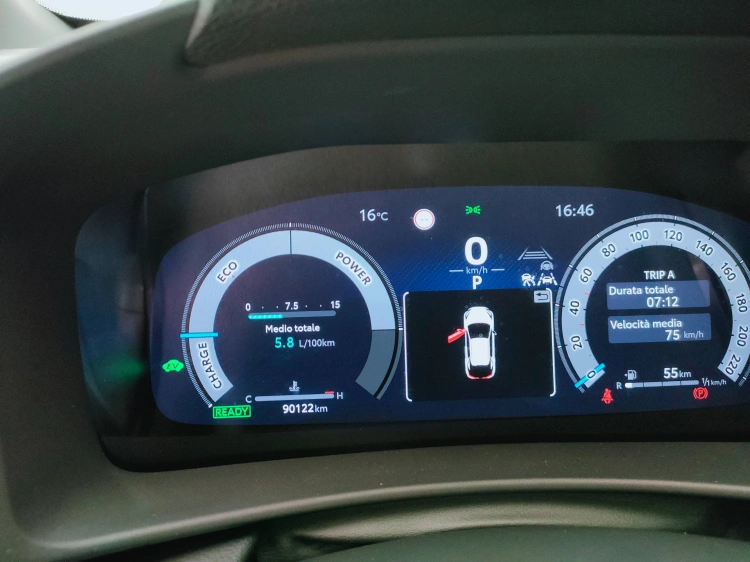 16 - Toyota C-HR C-HR 2.0 hev GR Sport awd e-cvt